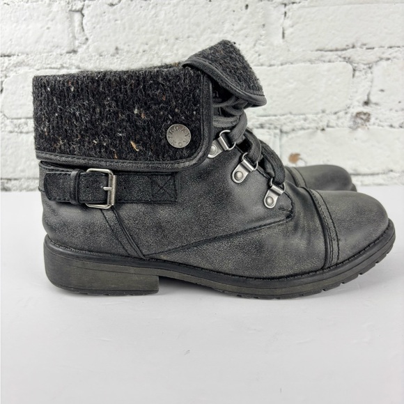 Roxy Shoes - Vintage Y2K Roxy Gray Combat Boots with Fold-Over Cuff